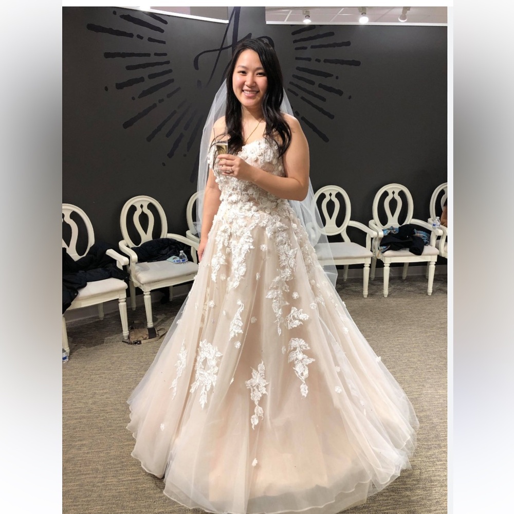 Strapless Gown with White Floral Details - Picture 14 of 15